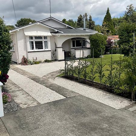 Orange Tree Cottage - Garden Hideaway Whanganui Esterno foto